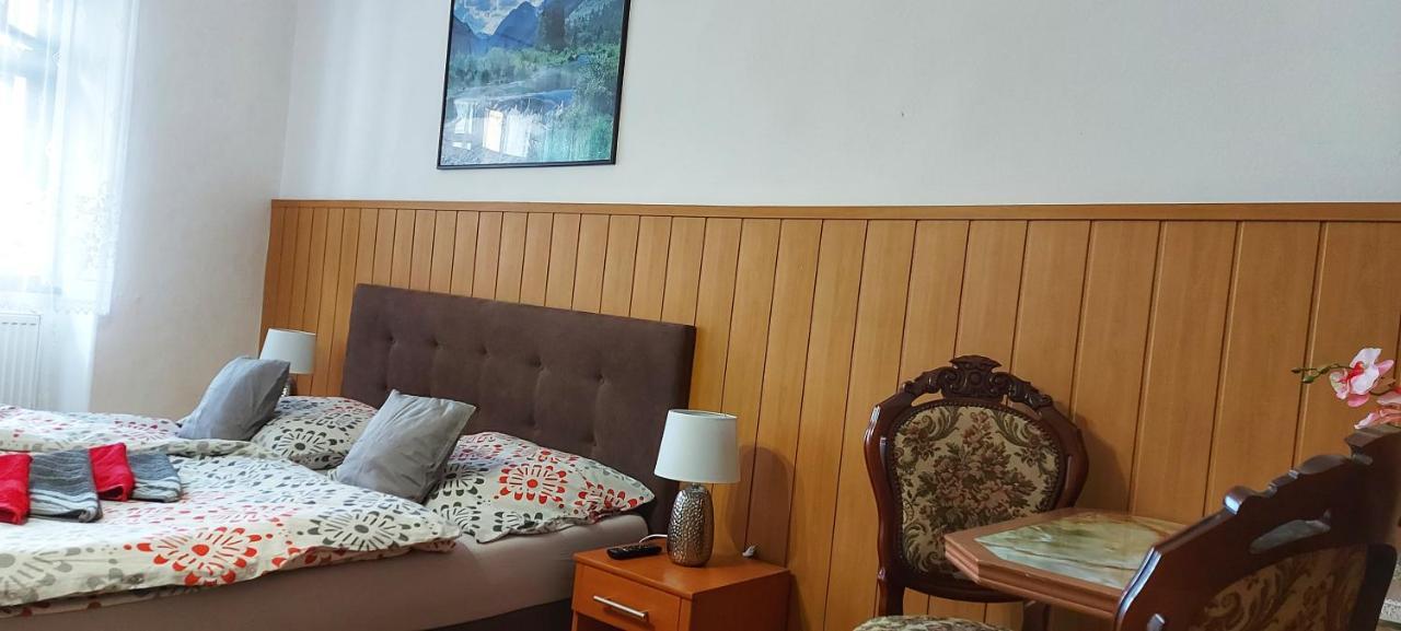 Penzion Tomino Banská Štiavnica Buitenkant foto